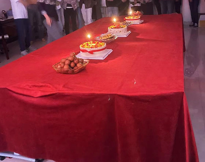 欢聚一堂：PP电子模拟器锅炉员工生日会与业务骨干孙钢锋8年感谢会同庆